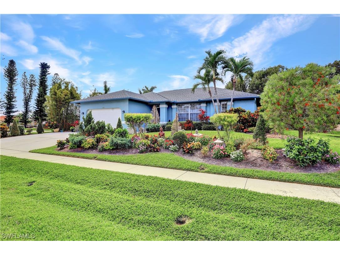 1057 Fieldstone Drive Marco Island FL 34145 223020774 image1