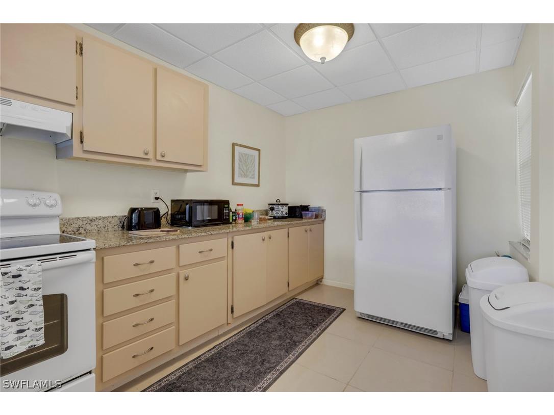 1057 Forest Lakes Drive #1208 Naples FL 34105 226010352 image6