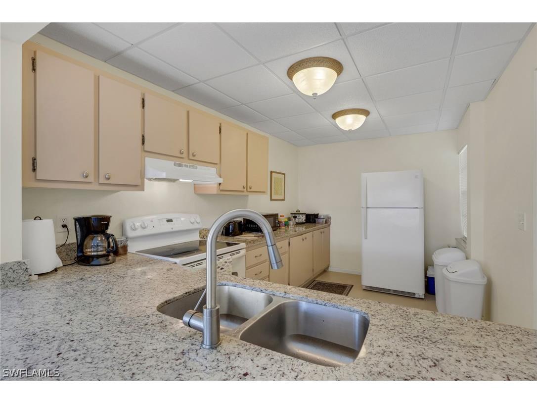 1057 Forest Lakes Drive #1208 Naples FL 34105 226010352 image8