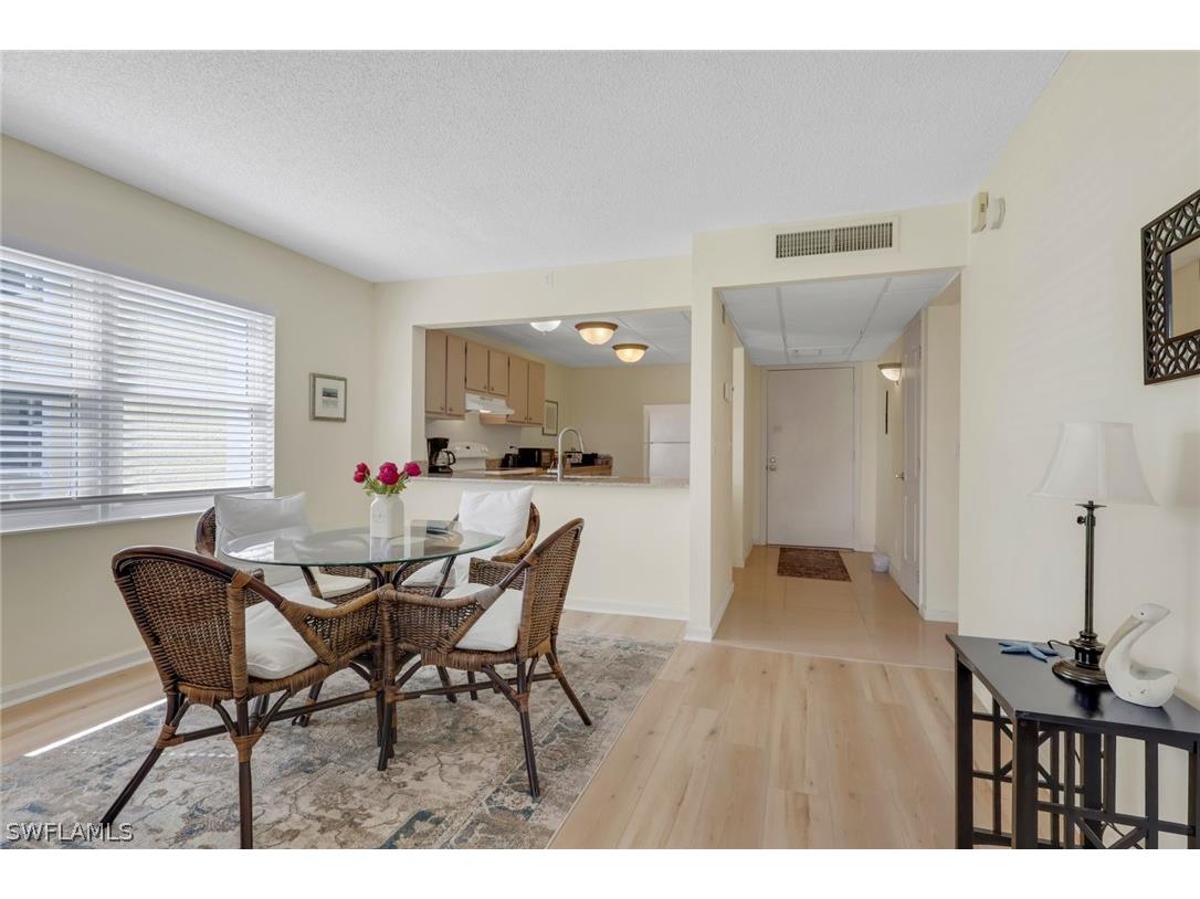 1057 Forest Lakes Drive #1208 Naples FL 34105 226010352 image9