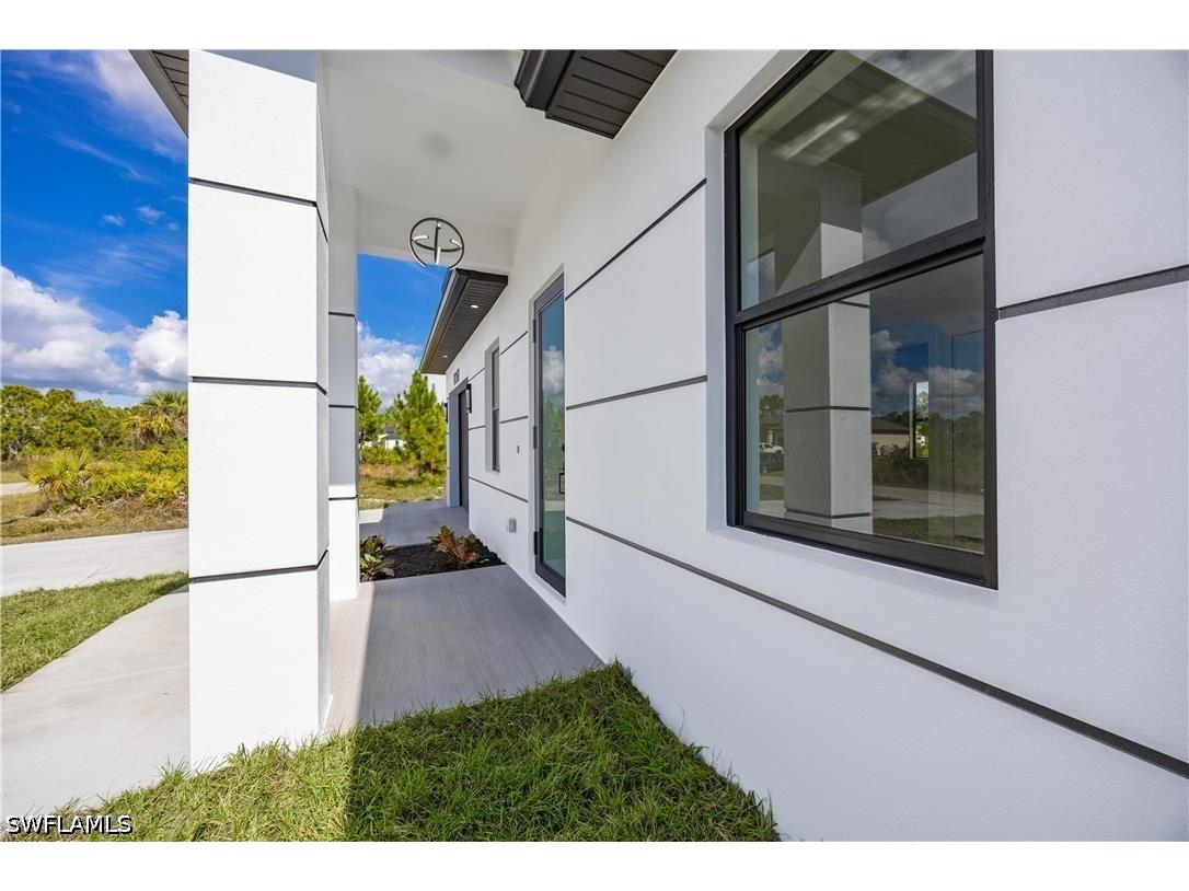 1057 Halby Avenue S Lehigh Acres FL 33974 226012998 image3