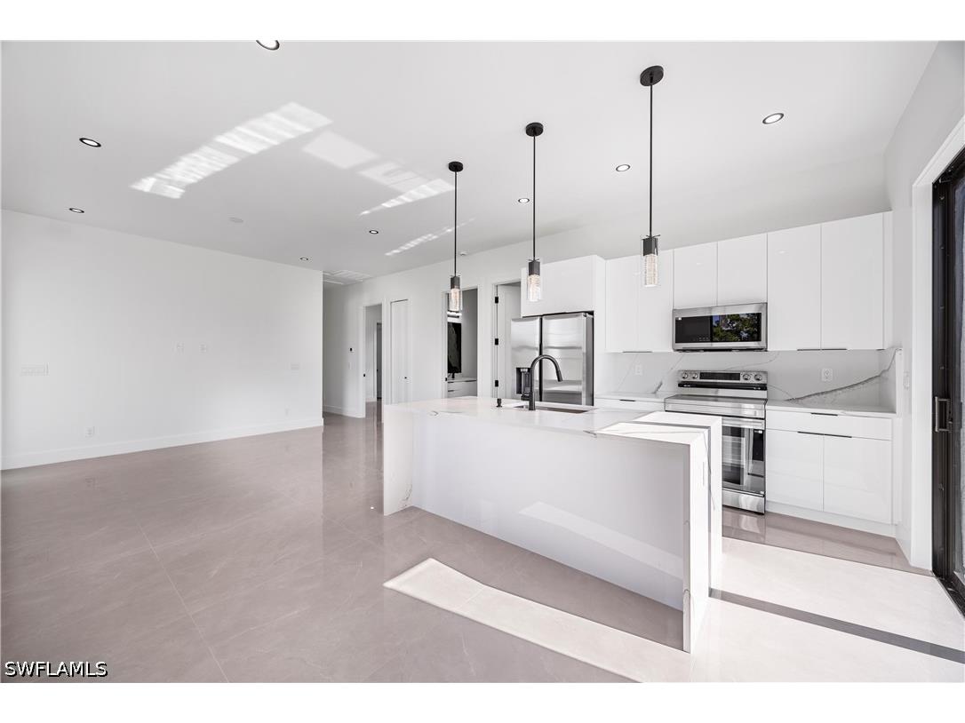 1057 Halby Avenue S Lehigh Acres FL 33974 226012998 image8