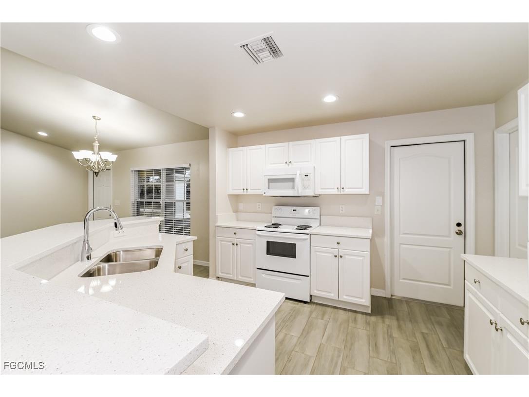 1057 Lilac Street E Lehigh Acres FL 33974 2025019978 image8