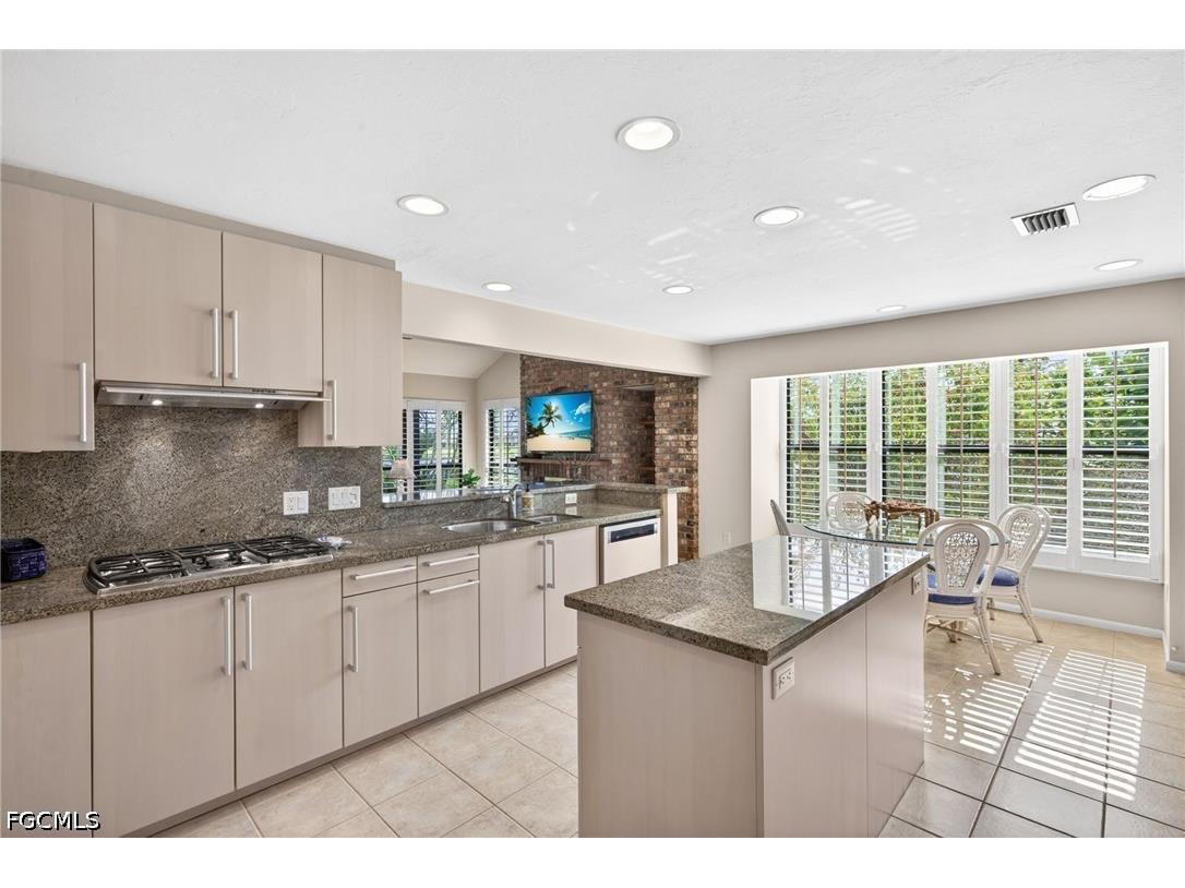 1057 Sand Castle Road Sanibel FL 33957 2026018596 image11