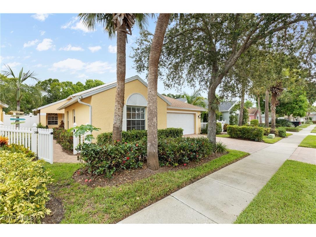 1057 Silverstrand Drive Naples FL 34110 225060488 image25