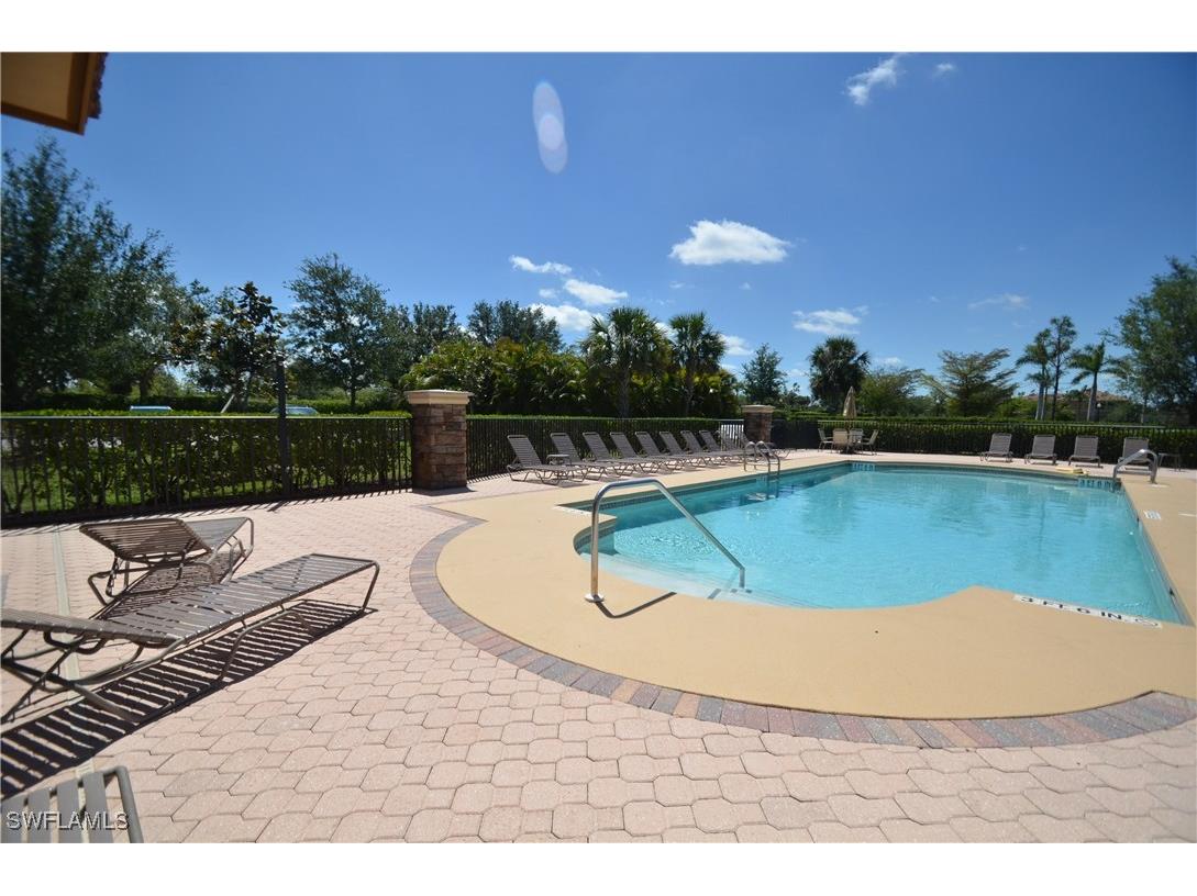 10572 Smokehouse Bay Drive #101 Naples FL 34120 225061726 image21