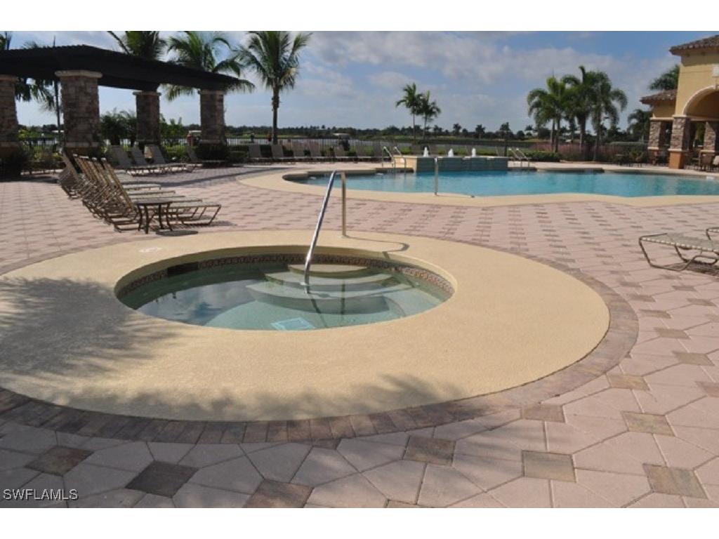 10572 Smokehouse Bay Drive #101 Naples FL 34120 225061726 image22