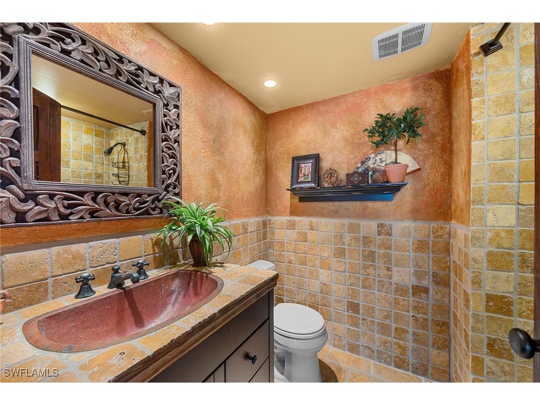 10573 Gulf Shore Drive #306 Naples FL 34108 225077439 image22