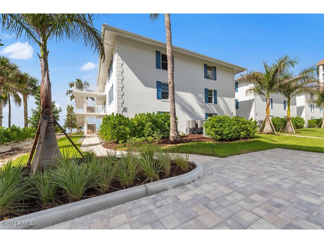 10573 Gulf Shore Drive #306 Naples FL 34108 225077439 image25