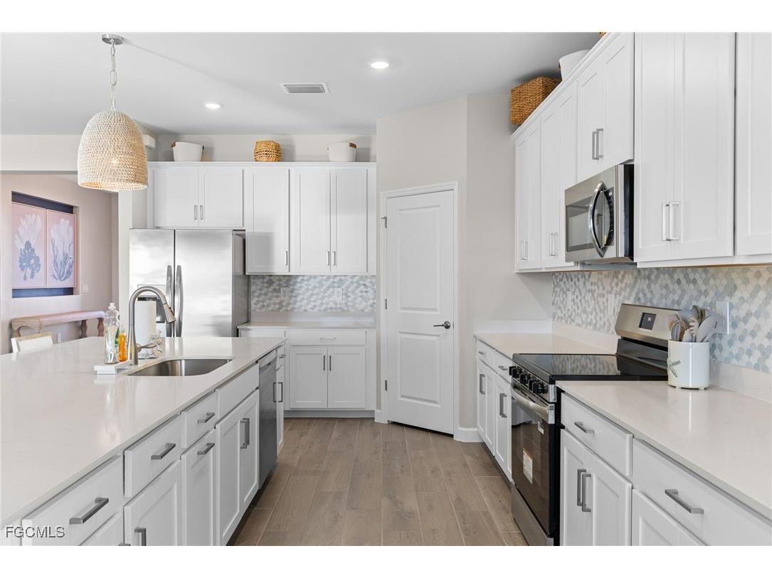 10575 Timber Creek Drive Fort Myers FL 33913 2025023341 image11