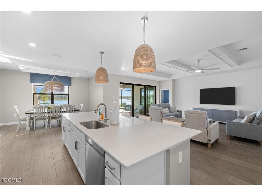 10575 Timber Creek Drive Fort Myers FL 33913 2025023341 image14