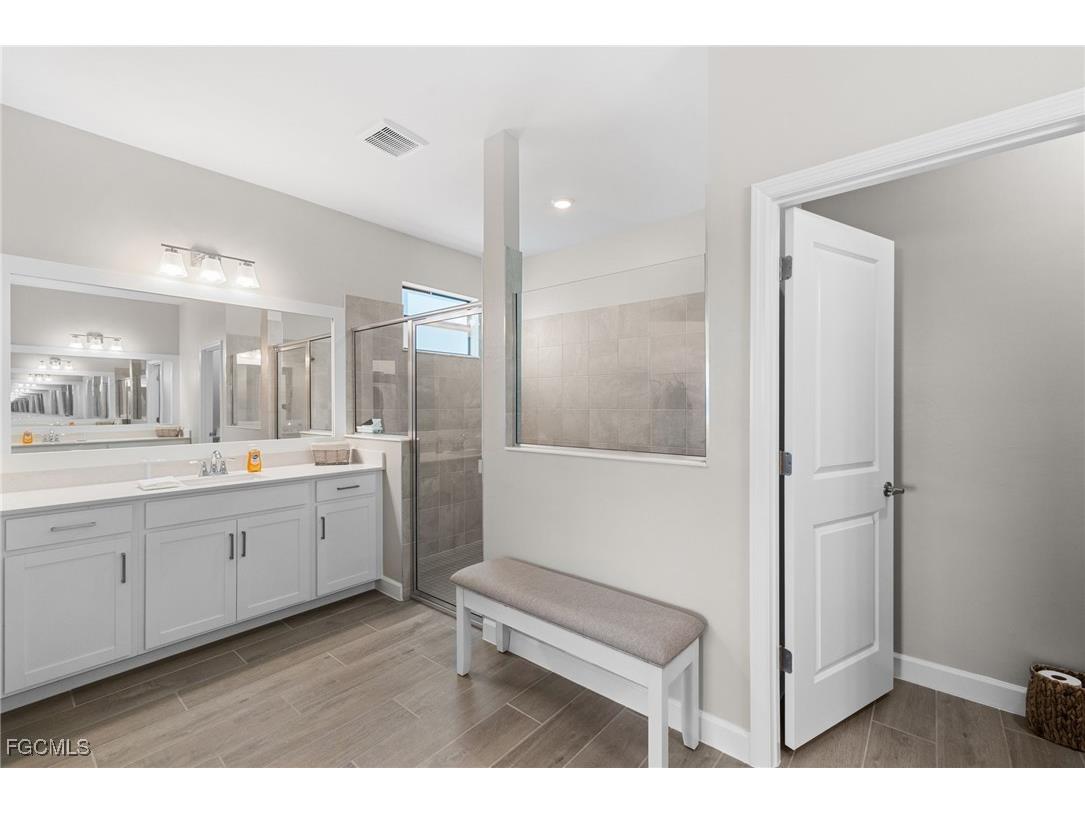 10575 Timber Creek Drive Fort Myers FL 33913 2025023341 image39