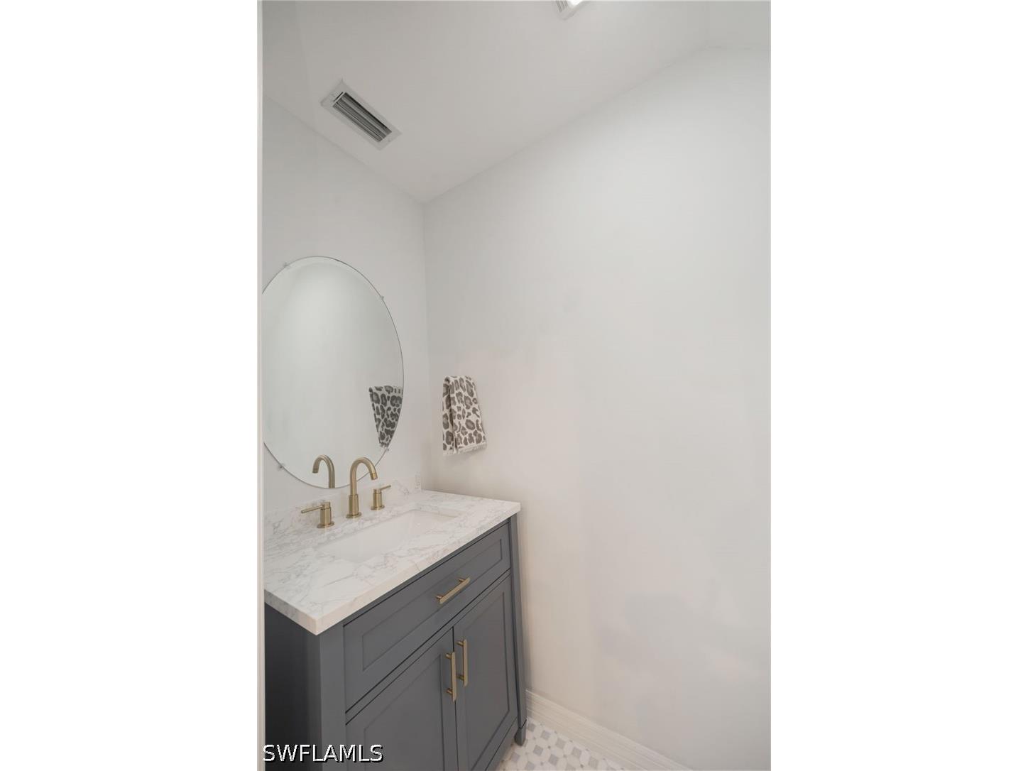 1058 Albany Court Naples FL 34105 226022347 image18