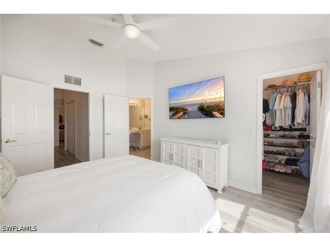 1058 Albany Court Naples FL 34105 226022347 image9