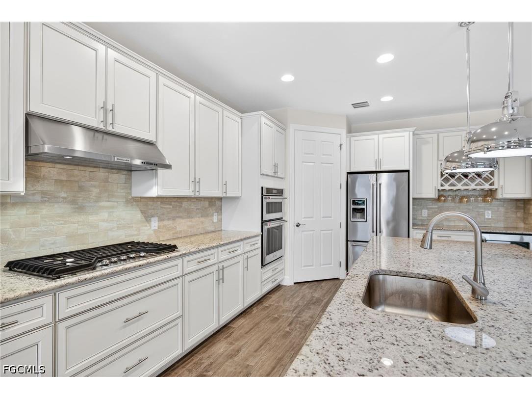10582 Jackson Square Drive Estero FL 33928 2026015430 image13