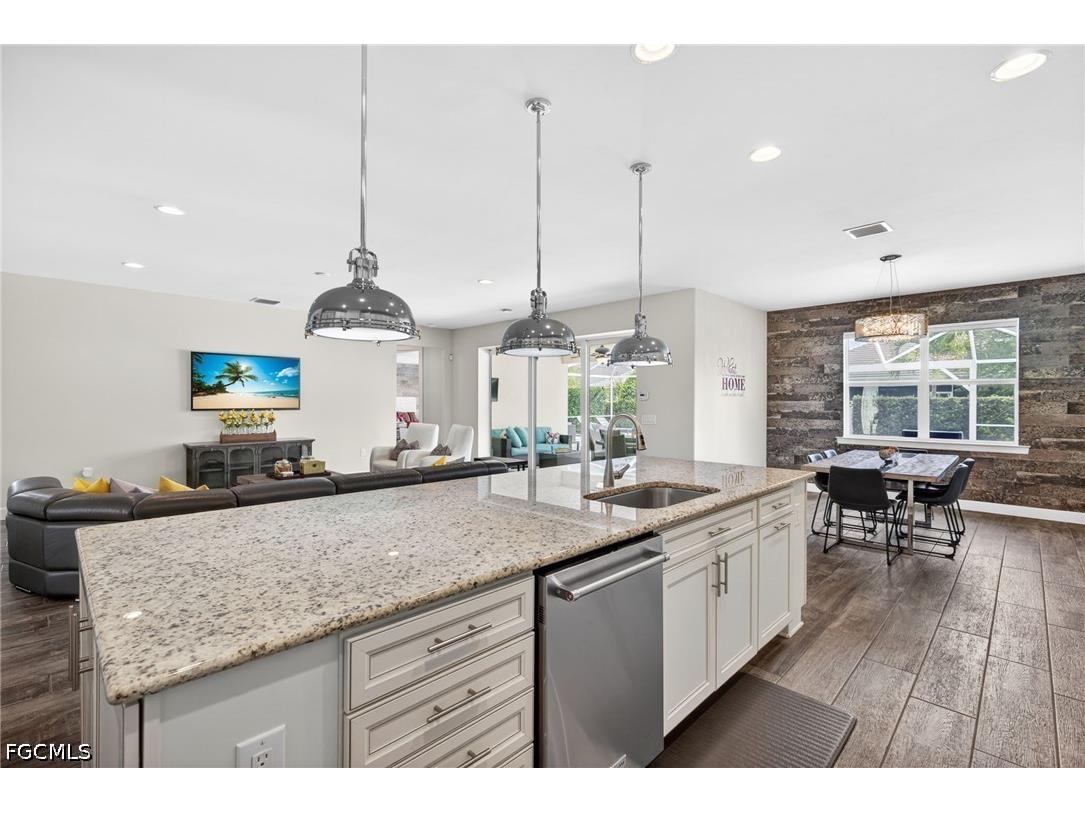10582 Jackson Square Drive Estero FL 33928 2026015430 image15