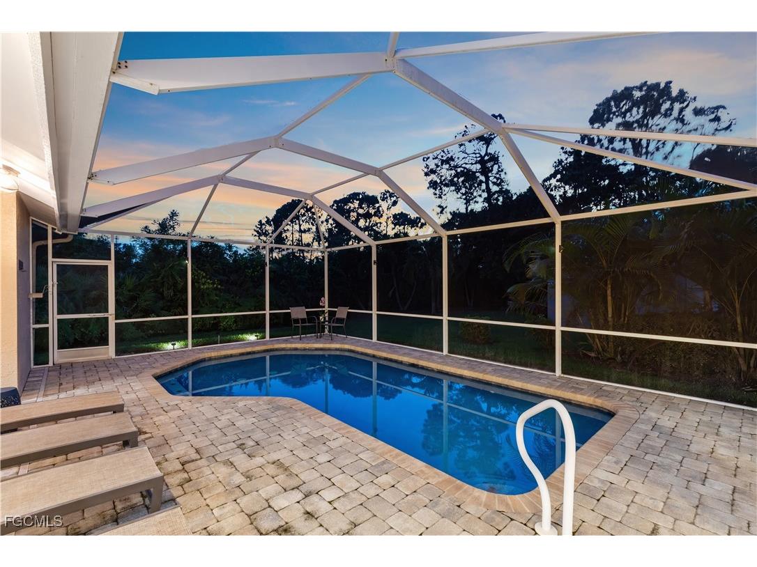 1059 Briarwood Boulevard Naples FL 34104 2025007531 image1