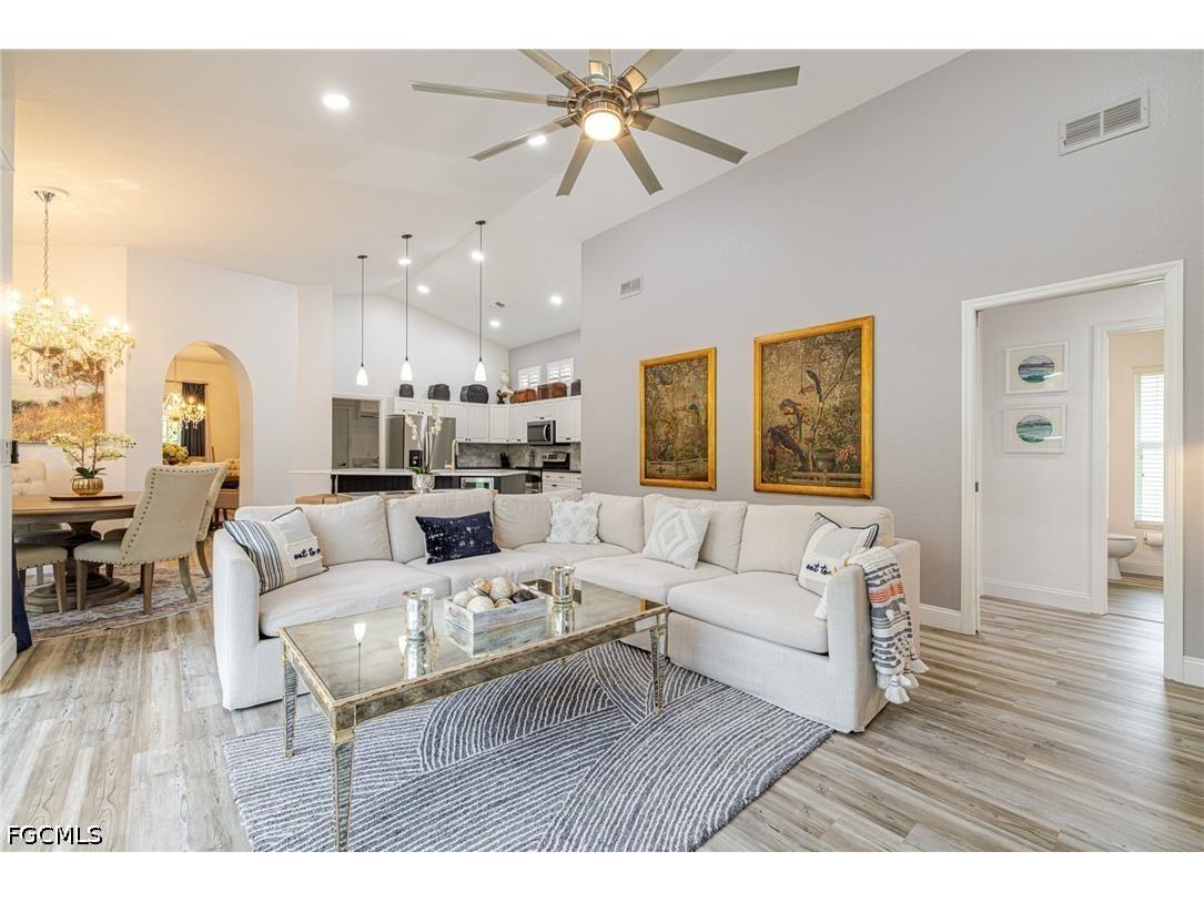 1059 Briarwood Boulevard Naples FL 34104 2026016591 image12