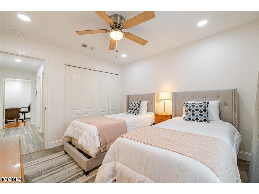 1059 Briarwood Boulevard Naples FL 34104 2026016591 image17