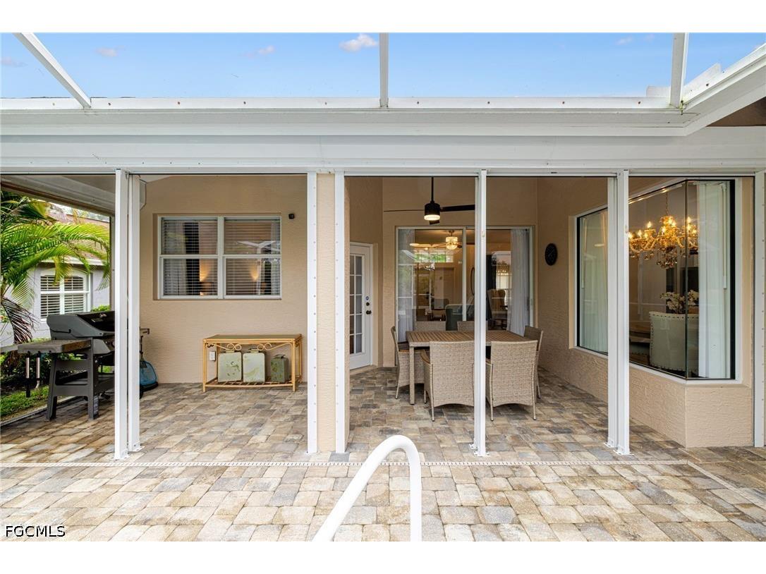 1059 Briarwood Boulevard Naples FL 34104 2026016591 image38