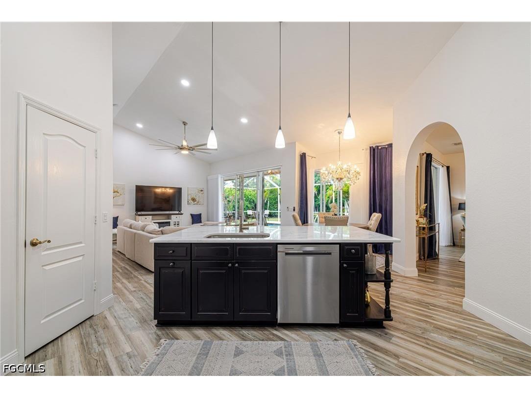 1059 Briarwood Boulevard Naples FL 34104 2026016591 image8