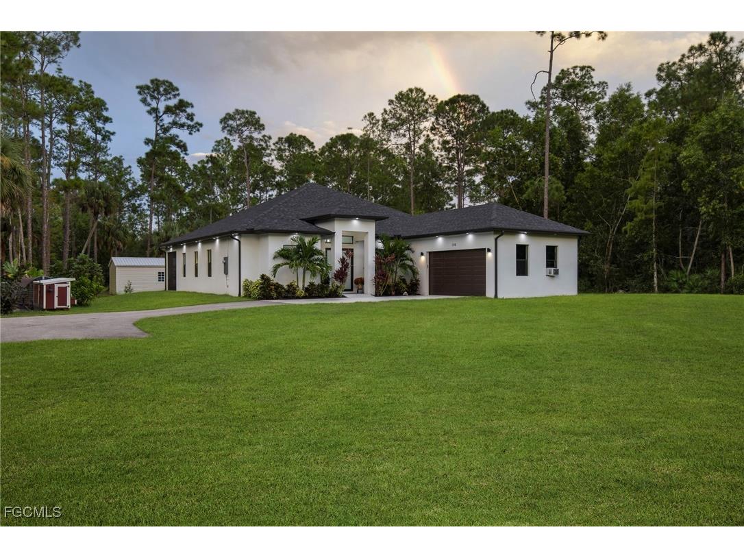 106 18th Avenue NE Naples FL 34120 2025010026 image1