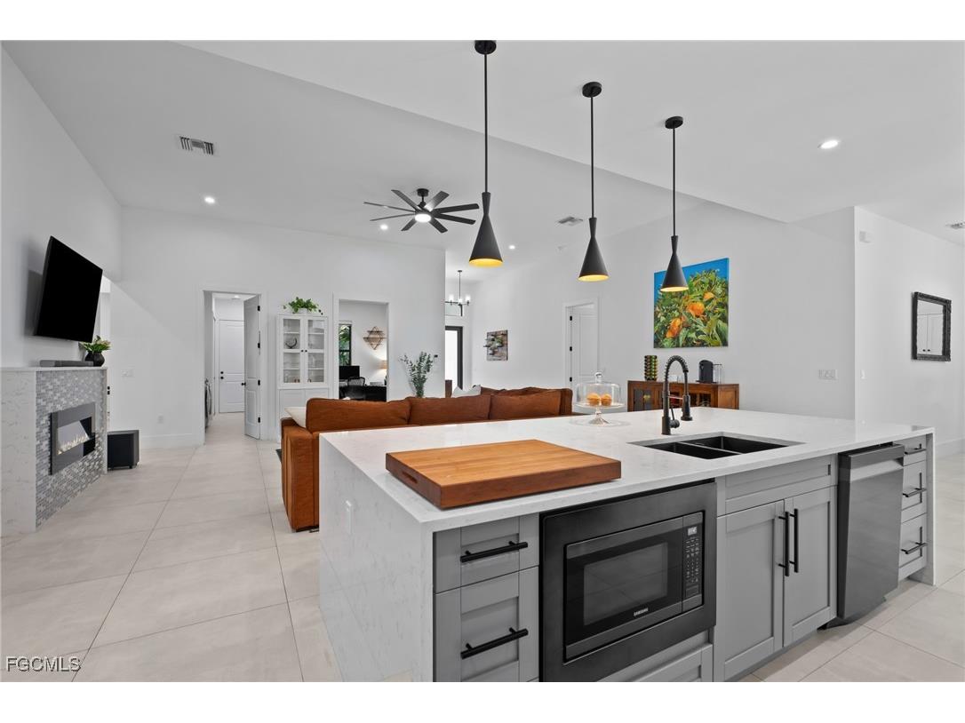 106 18th Avenue NE Naples FL 34120 2025010026 image11