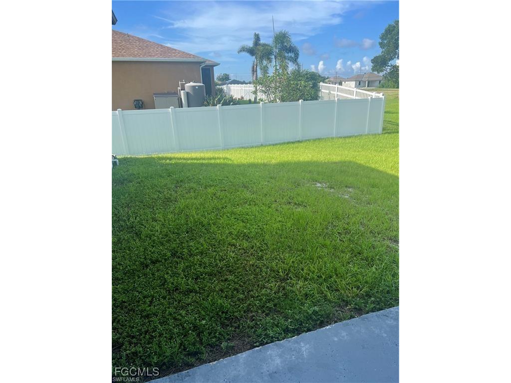 106 El Dorado Boulevard N Cape Coral FL 33993 2025018817 image15