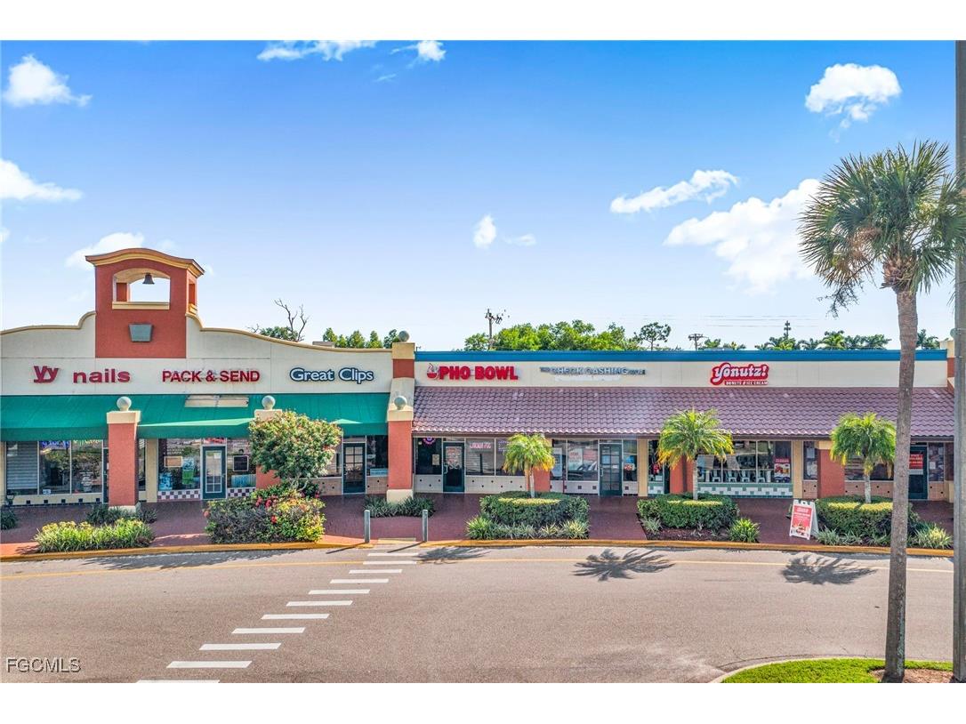 106 Hancock Bridge Parkway W #22-27 Cape Coral FL 33991 2025010566 image1