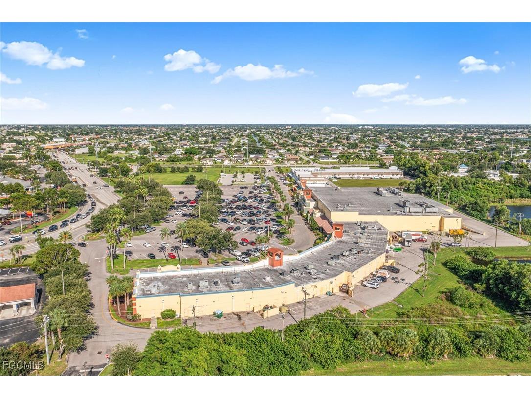 106 Hancock Bridge Parkway W #22-27 Cape Coral FL 33991 2025010566 image10