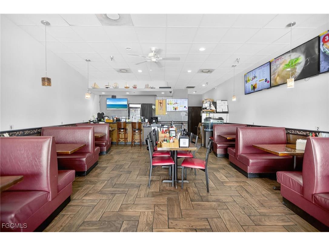 106 Hancock Bridge Parkway W #22-27 Cape Coral FL 33991 2025010566 image11