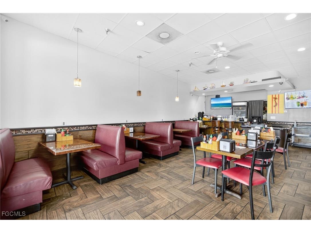 106 Hancock Bridge Parkway W #22-27 Cape Coral FL 33991 2025010566 image13