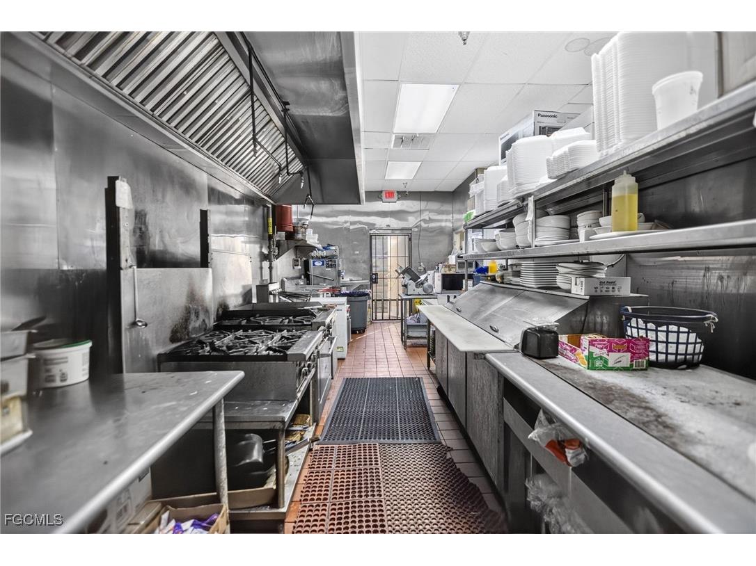 106 Hancock Bridge Parkway W #22-27 Cape Coral FL 33991 2025010566 image21