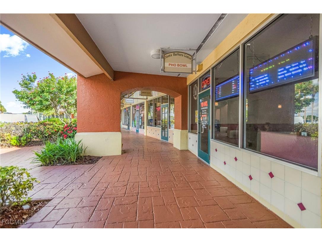 106 Hancock Bridge Parkway W #22-27 Cape Coral FL 33991 2025010566 image34