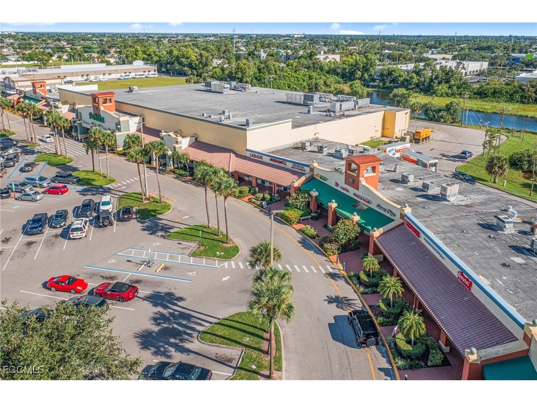 106 Hancock Bridge Parkway W #22-27 Cape Coral FL 33991 2025010566 image8