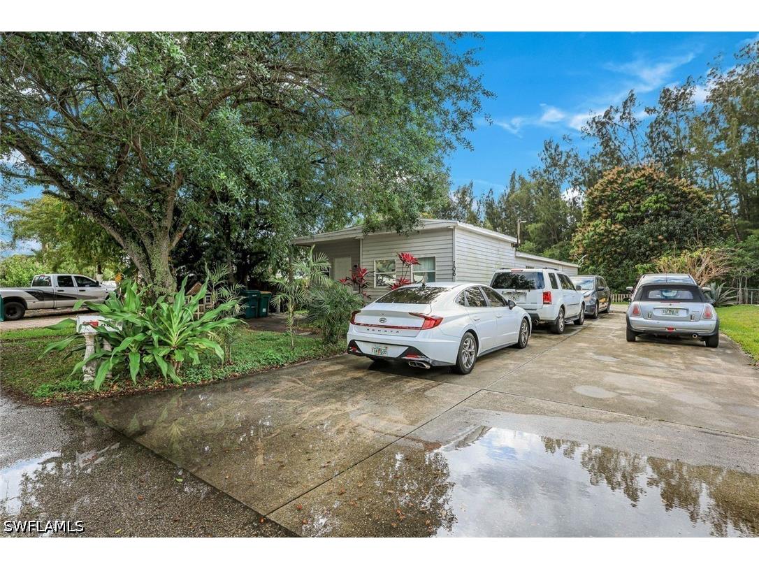 106 Moon Bay Street Naples FL 34114 226013259 image24