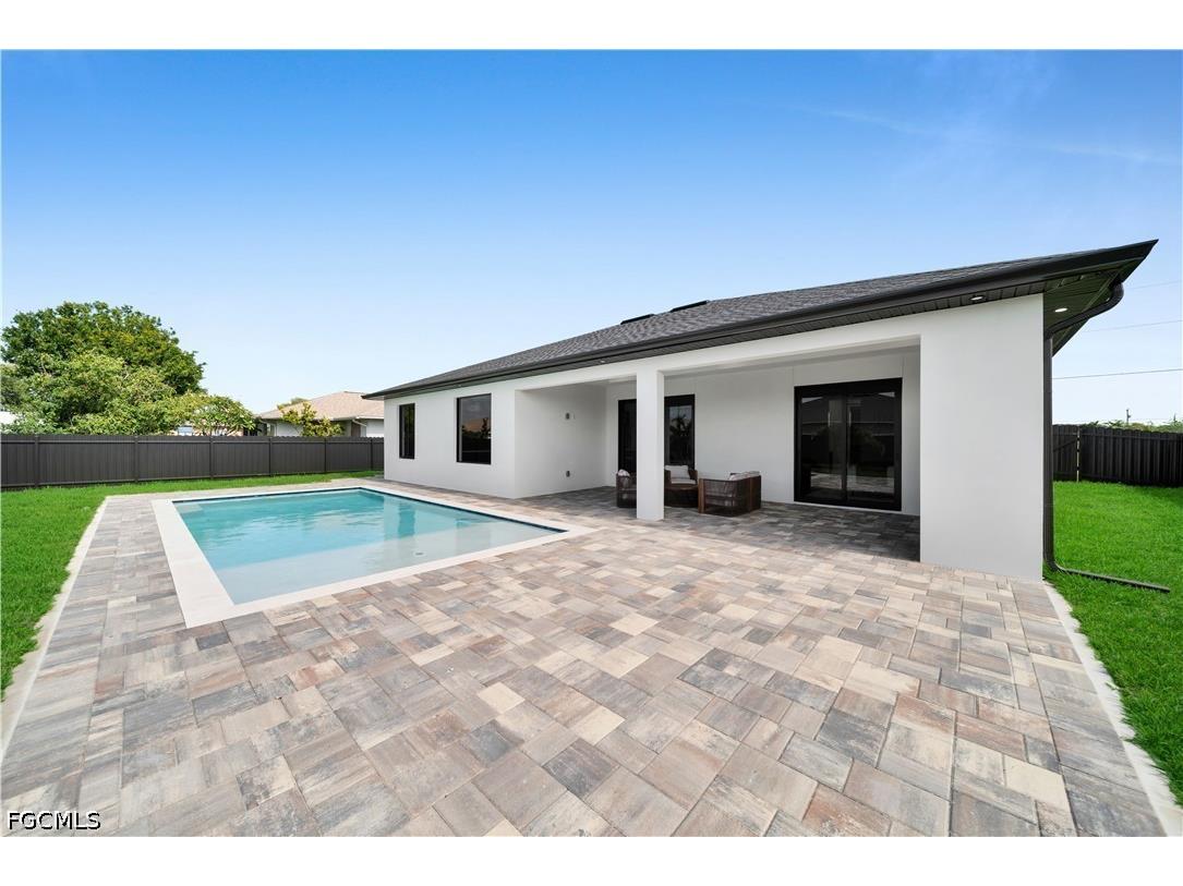 106 NE 11th Terrace Cape Coral FL 33909 2026023838 image3