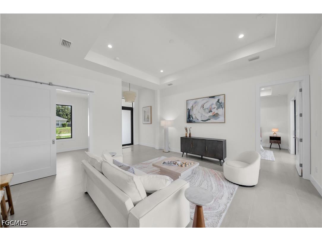 106 NE 11th Terrace Cape Coral FL 33909 2026023838 image8
