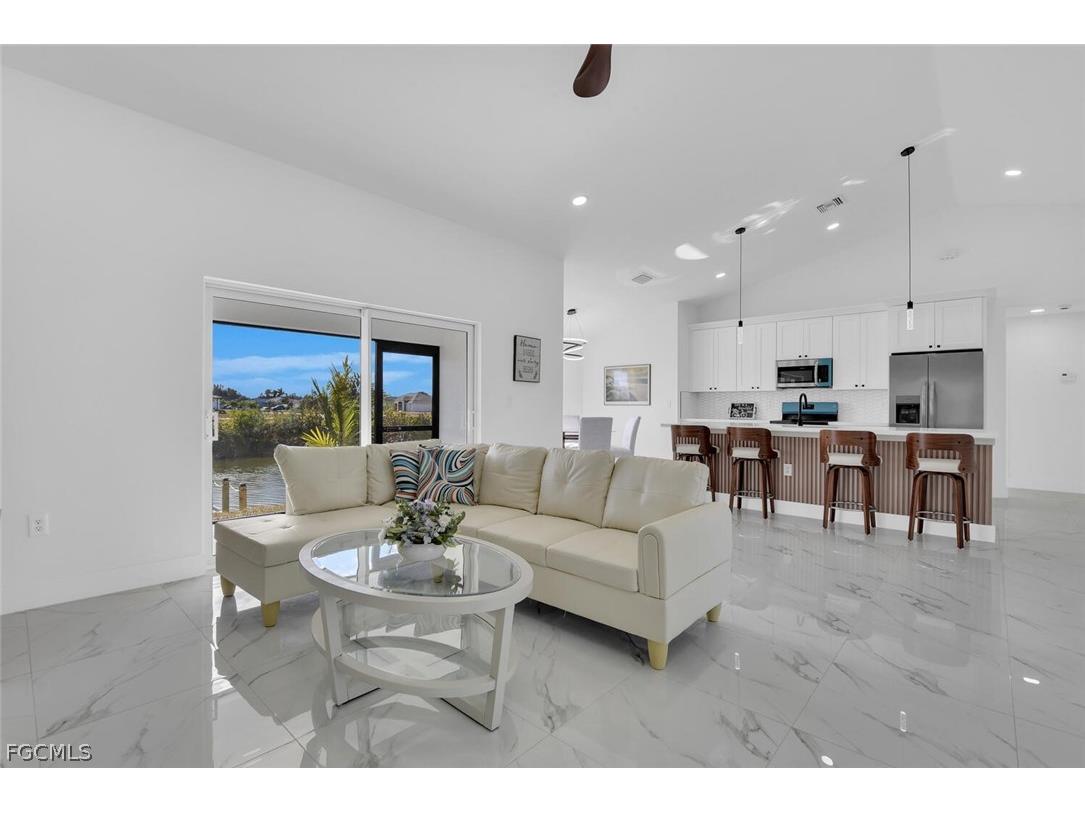 106 NW 20th Street Cape Coral FL 33993 2026007414 image2