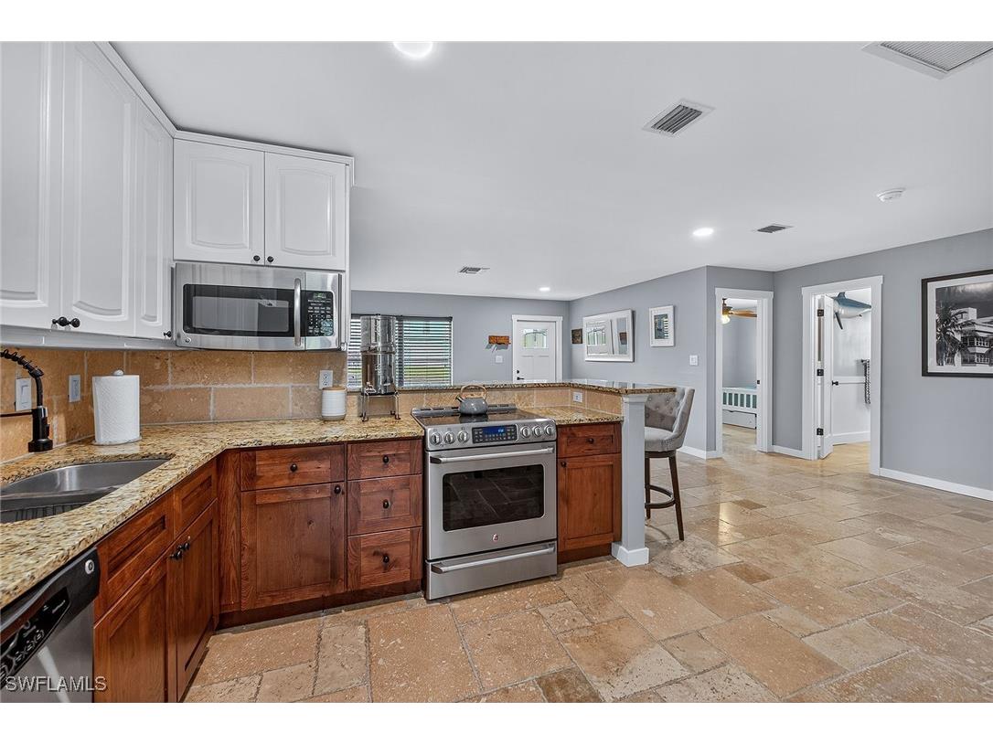 106 Pago Pago Drive W Naples FL 34113 225075063 image6