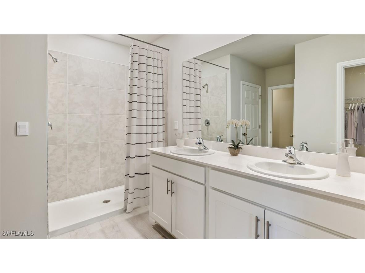 106 SE 23rd Place Cape Coral FL 33990 226002448 image7