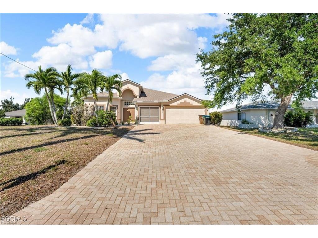 106 SW 33rd Avenue Cape Coral FL 33991 2025003627 image1