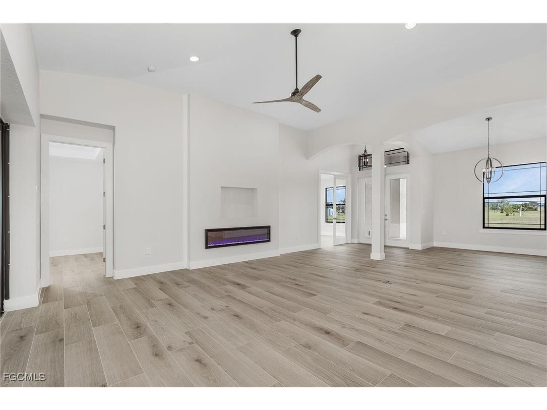 106 SW 33rd Place Cape Coral FL 33991 2025016220 image11