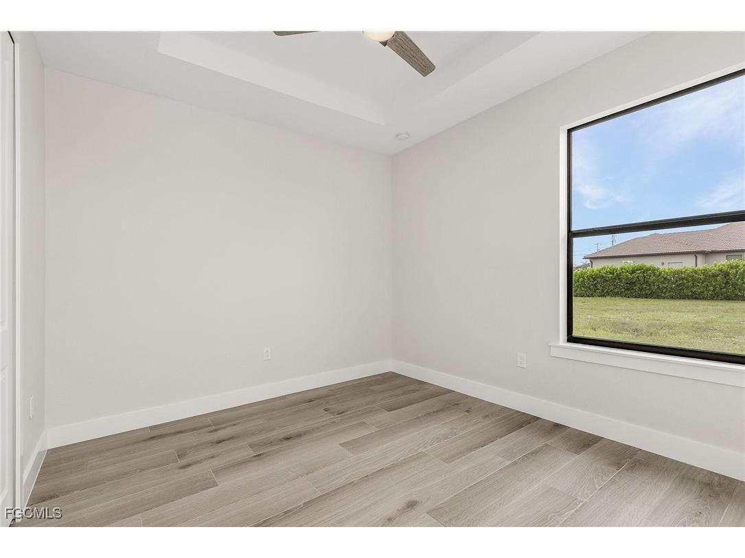 106 SW 33rd Place Cape Coral FL 33991 2025016220 image17