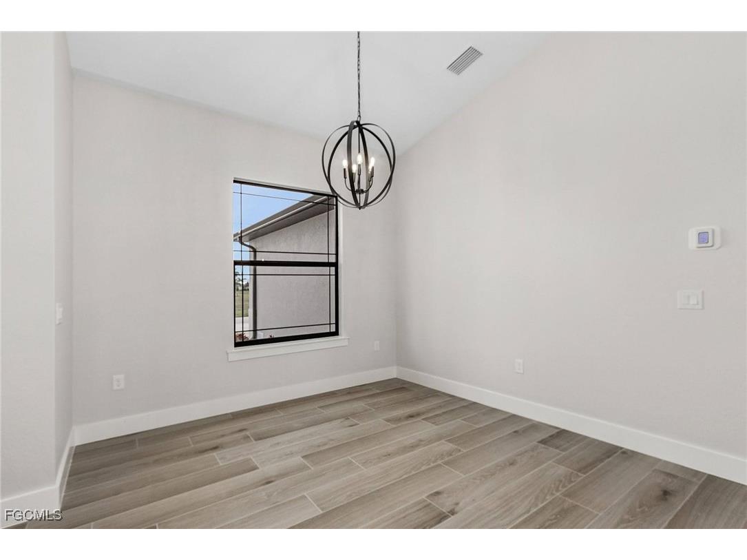 106 SW 33rd Place Cape Coral FL 33991 2025016220 image9