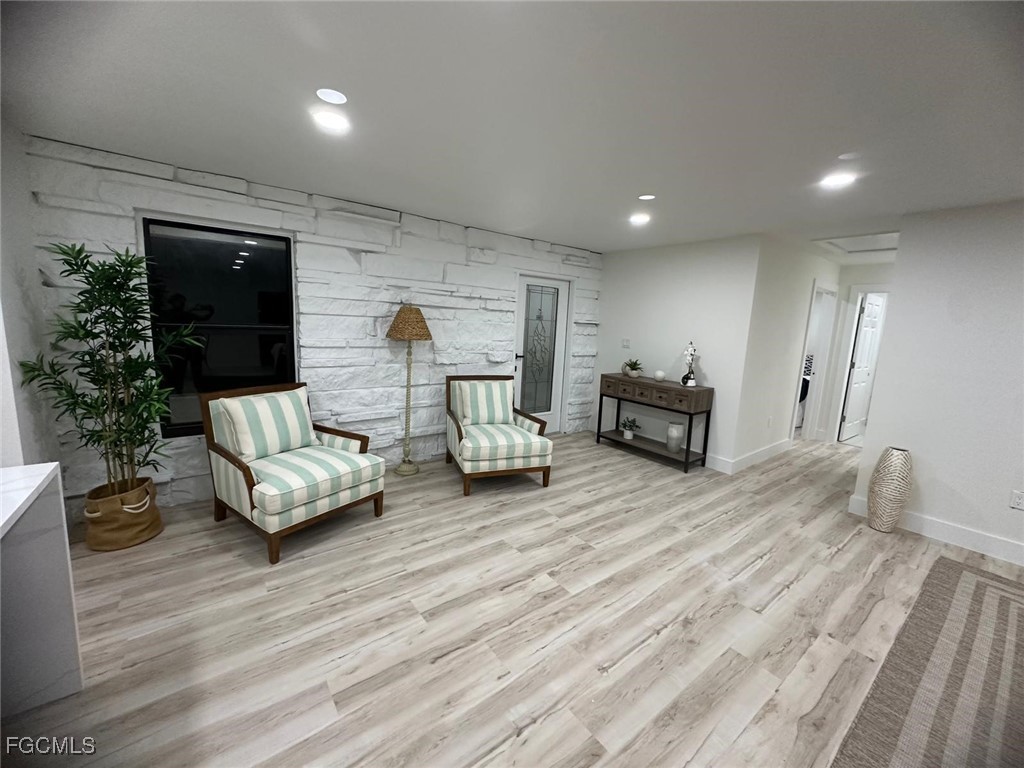 106 Sinclair Street SE Port Charlotte FL 33952 2025014973 image4