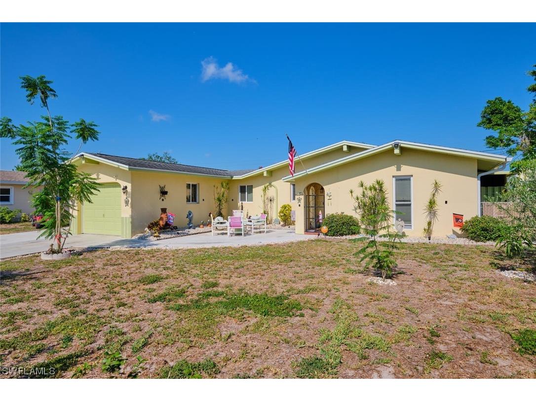 106 Starview Avenue Lehigh Acres FL 33936 223037803 image1