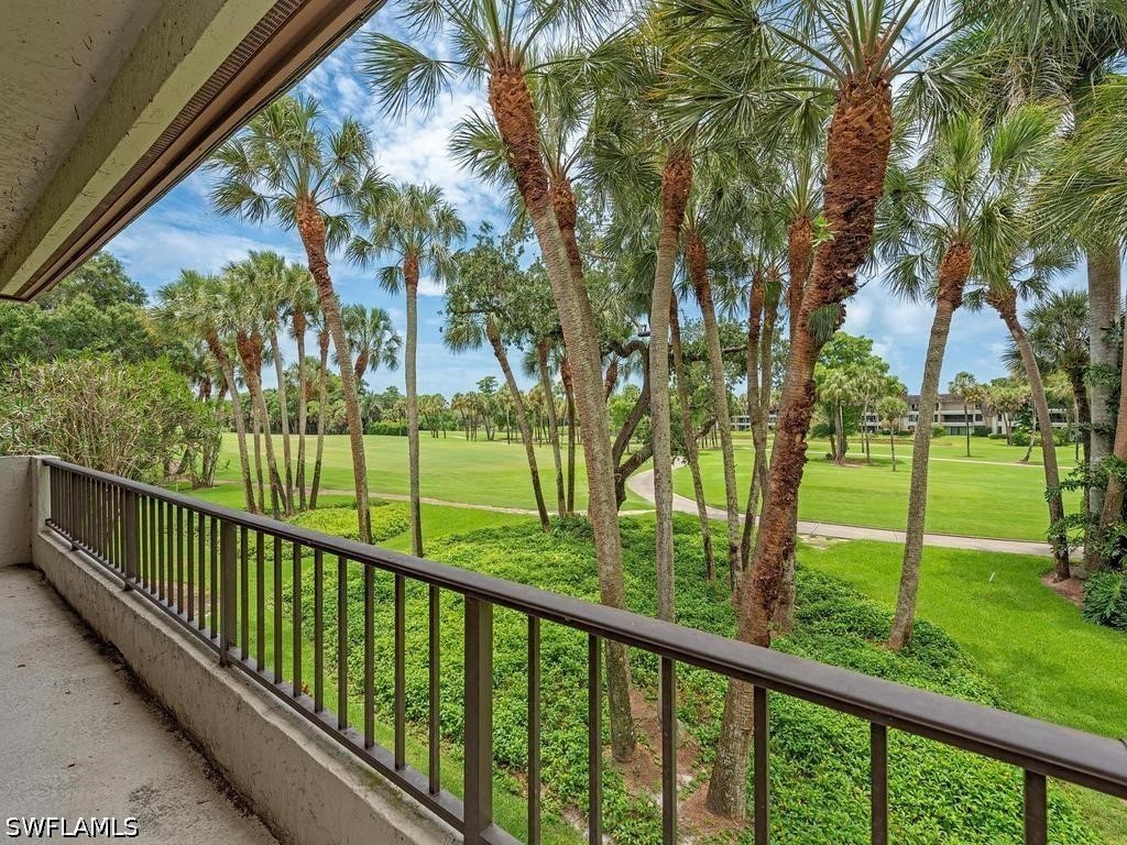 106 Wilderness Drive #137 Naples FL 34105 226018878 image3