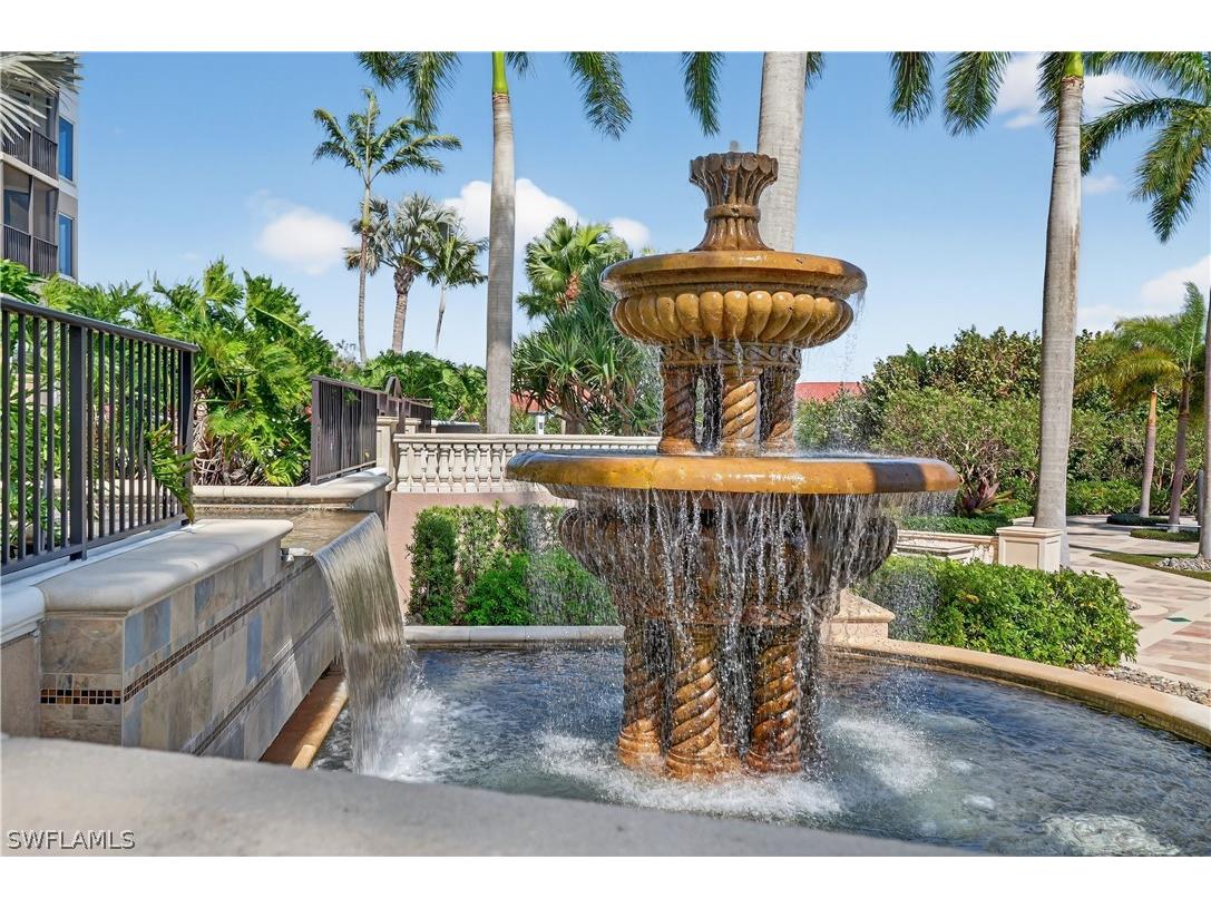 1060 Borghese Lane #1005 Naples FL 34114 226007465 image5