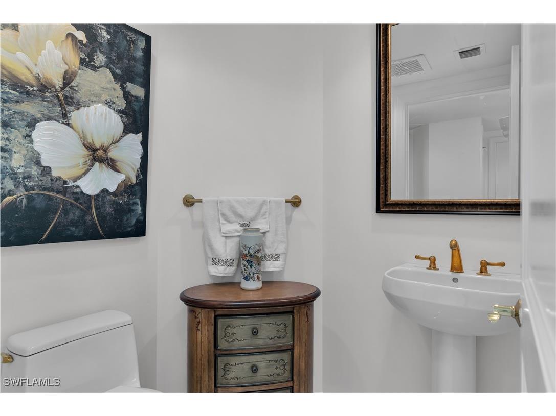 1060 Borghese Lane #204 Naples FL 34114 225066186 image10